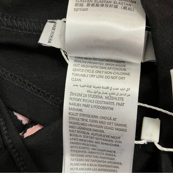 Adika Black Back Tie Handkerchief Crop Top (L) - Picture 5 of 7